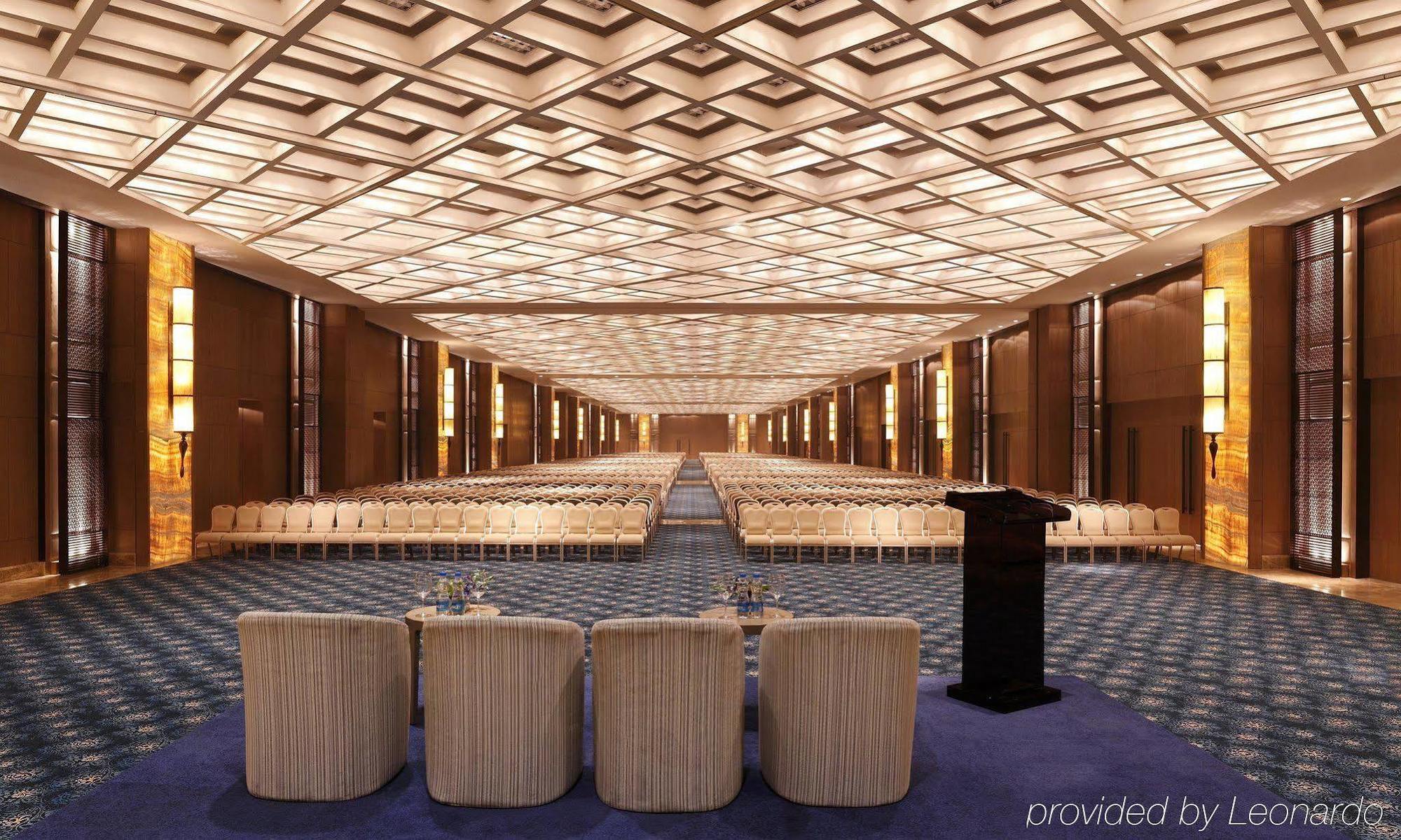 Hotel The Leela Ambience Convention Delhi New Delhi
